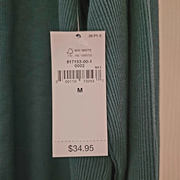 GAP Body Sleep Top NWT - Picture 2 of 5